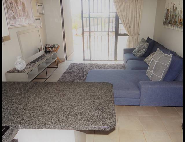 2 BEDROOM APARTMENT BLOCK TO LET IN MOOIKLOOF